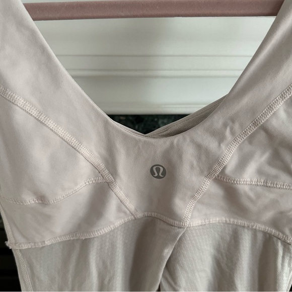 Lululemon Run: Tame Me Tank Parfait Pink, assumed size 2 - Picture 7 of 9